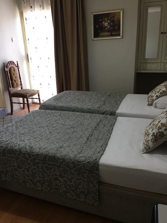 Sakiz Hotel Чесме Екстериор снимка